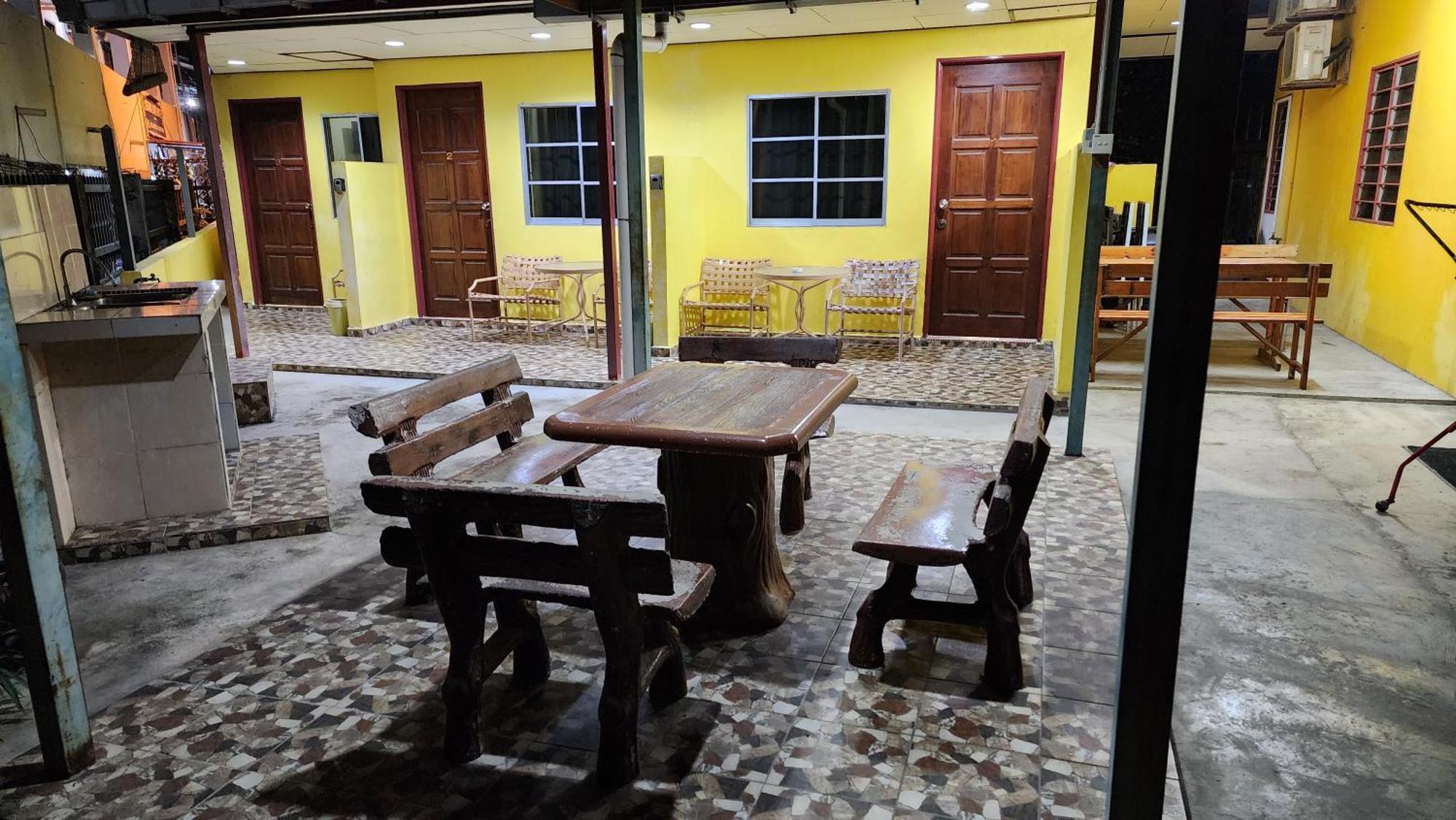 Lagenda Resthouse Cenang Beach Pantai Cenang  Eksteriør bilde